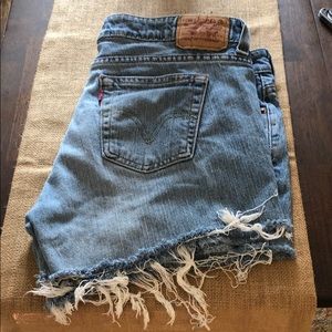 Levi Shorts